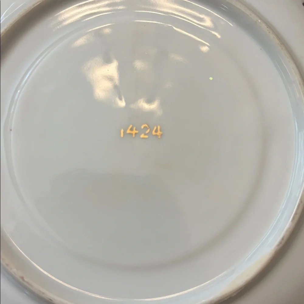 Fine China Vintage set of 5 matching tea cups and saucer’s.